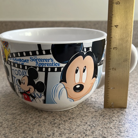 Mickey Mouse through the years soup large soup bowl mug - Picture 6 of 7